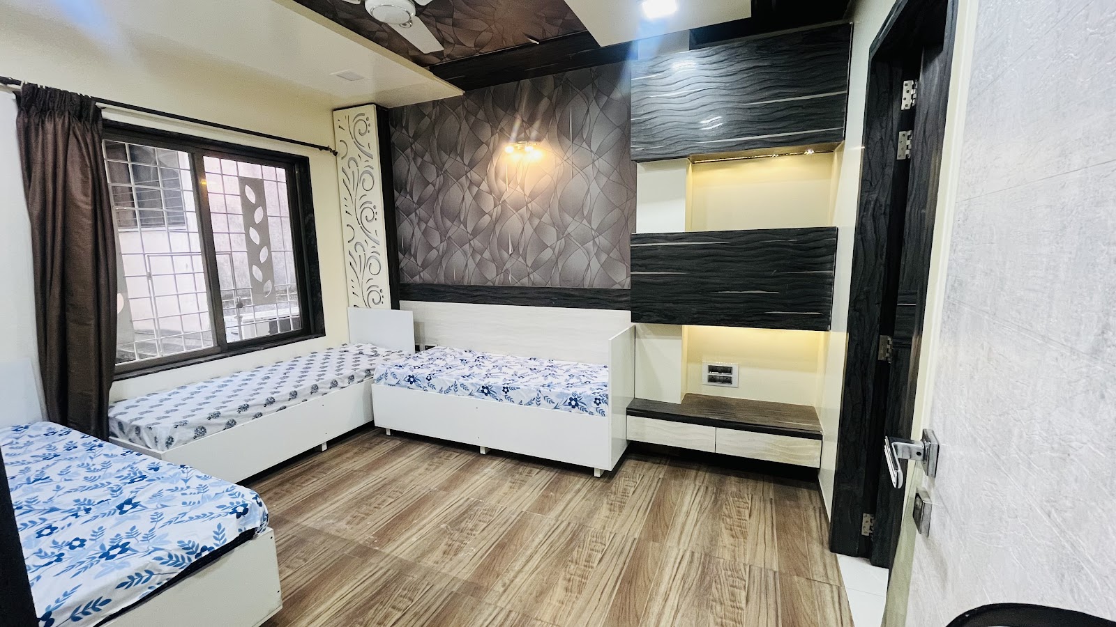3-Sharing Luxury Bedroom Full View
